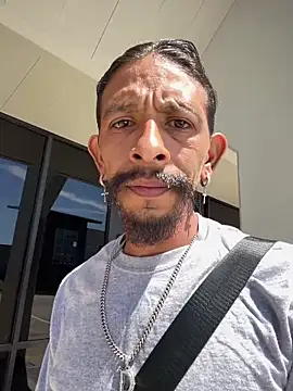 Snapshot of HDGarc chatting on April 7, 2026, 5:15 pm HDGarc online show from April 7, 2026, 5:15 pm