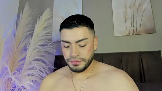 Alexander Diazz online show from May 28, 2026, 12:44 pm