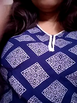 Snapshot of Kajal-hott chatting on April 13, 2026, 8:40 am Kajal-hott online show from April 13, 2026, 8:40 am