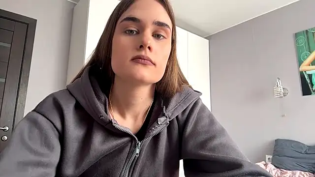 SharellFraleigh online show from April 10, 2026, 12:12 pm