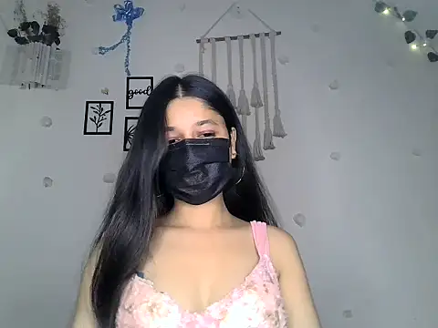 HOT SNEHA4 online show from July 19, 2026, 6:33 am