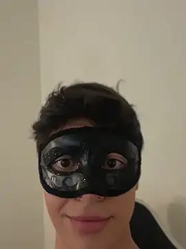 ojitosdegato online show from April 22, 2026, 2:57 pm