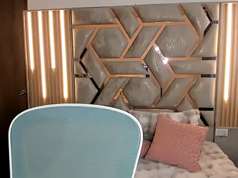 Snapshot of Kelly-adams26 chatting on April 7, 2026, 2:08 pm Kelly-adams26 online show from April 7, 2026, 2:08 pm