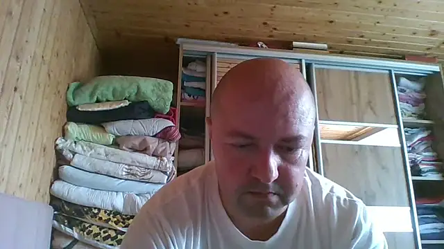 Luceriusbigass online show from June 21, 2026, 10:10 am