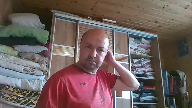 Luceriusbigass online show from June 24, 2026, 5:44 pm