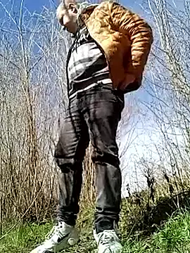 Luceriusbigass online show from April 24, 2026, 7:32 am