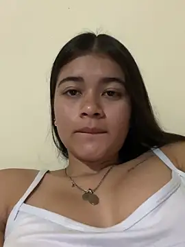 Snapshot of Kloe_zaf chatting on May 12, 2026, 5:59 am Kloe zaf online show from May 12, 2026, 5:59 am