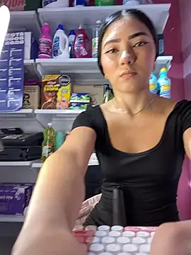 AMBERBUNNY  online show from July 16, 2026, 2:36 pm