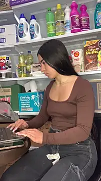 AMBERBUNNY  online show from June 11, 2026, 1:41 pm