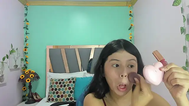 Sophie Copers online show from July 15, 2026, 8:38 pm