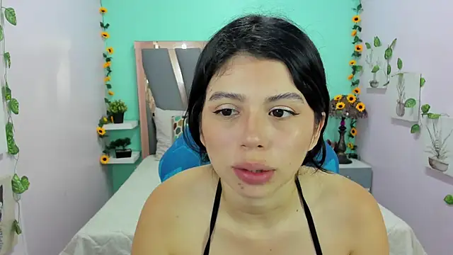 Sophie Copers online show from July 10, 2026, 7:58 pm