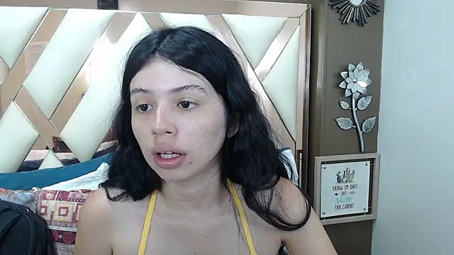 Sophie Copers online show from June 26, 2026, 7:20 pm