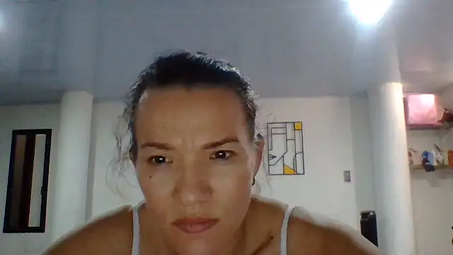 Snapshot of valery_fitt chatting on July 9, 2026, 7:57 pm valery fitt online show from July 9, 2026, 7:57 pm
