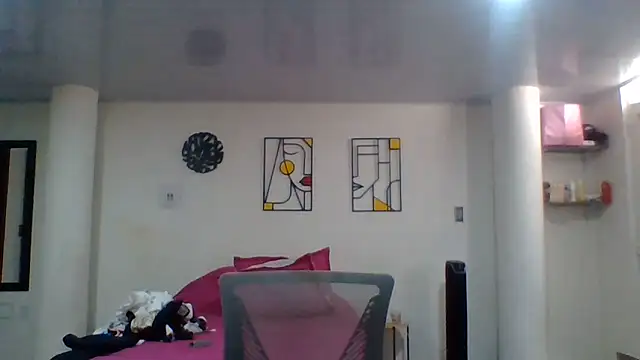 Snapshot of valery_fitt chatting on June 7, 2026, 2:44 pm valery fitt online show from June 7, 2026, 2:44 pm