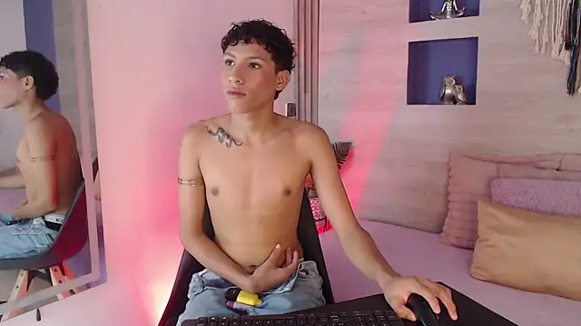 Velvet An online show from May 16, 2026, 1:26 am
