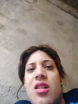 RocioAilen online show from April 9, 2026, 7:42 pm