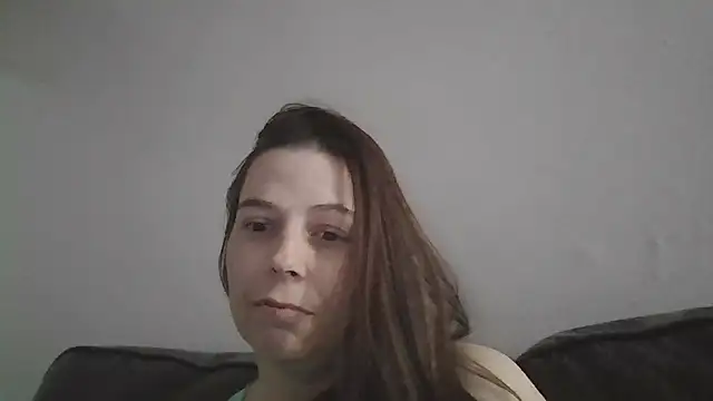 Snapshot of lily1982 chatting on June 29, 2026, 2:40 am lily1982 online show from June 29, 2026, 2:40 am