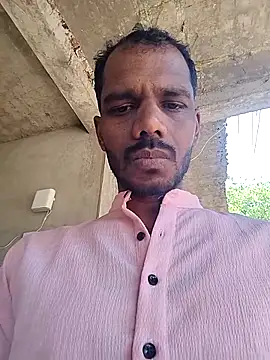 Snapshot of daddyishere102 chatting on April 14, 2026, 6:29 am daddyishere102 online show from April 14, 2026, 6:29 am