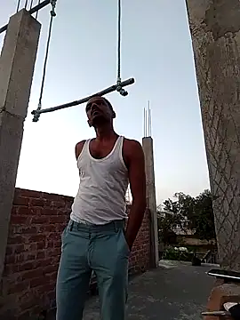 Snapshot of daddyishere102 chatting on April 10, 2026, 12:56 pm daddyishere102 online show from April 10, 2026, 12:56 pm