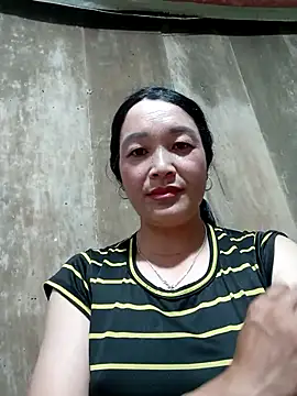 vanlucky2 online show from June 25, 2026, 4:21 am