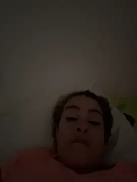 Natigoonzalez online show from April 29, 2026, 1:37 pm