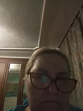 Snapshot of AureliaSky598 chatting on May 20, 2026, 7:33 pm AureliaSky598 online show from May 20, 2026, 7:33 pm