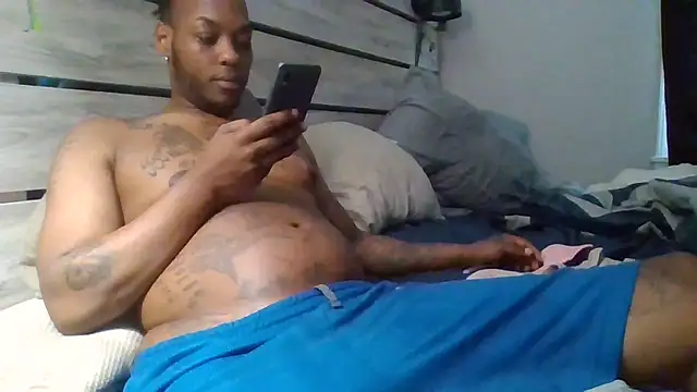 Snapshot of zdaddymm chatting on April 13, 2026, 10:25 pm zdaddymm online show from April 13, 2026, 10:25 pm