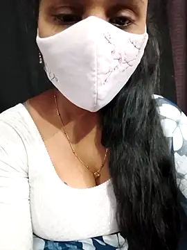 Snapshot of Jyothi_varma chatting on April 14, 2026, 10:37 pm Jyothi varma online show from April 14, 2026, 10:37 pm