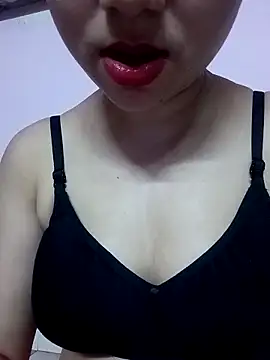 Snapshot of Hot_Soniya_08 chatting on May 1, 2026, 5:40 pm Hot Soniya 08 online show from May 1, 2026, 5:40 pm