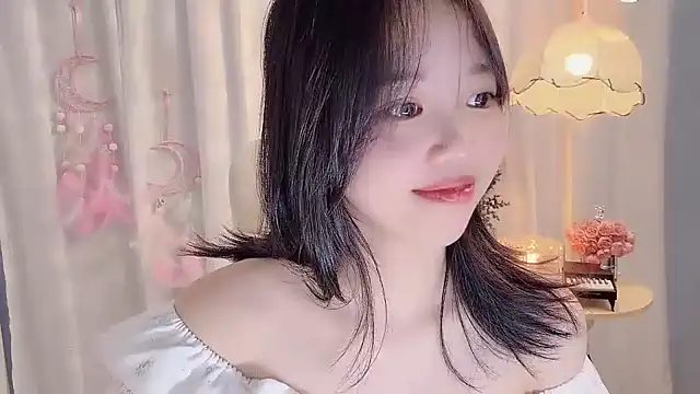Xiaoqing00 online show from July 21, 2026, 4:47 am