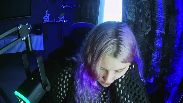 Sweet Squirrel  online show from April 10, 2026, 10:44 am