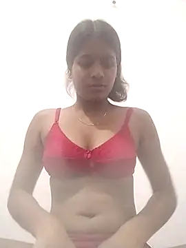 Shaniya03 online show from July 18, 2026, 10:57 am