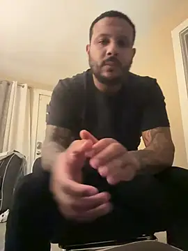 letsgetit30 online show from May 8, 2026, 2:48 am