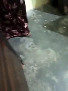 pujaji098 online show from April 20, 2026, 3:57 pm