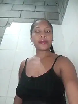 Snapshot of Lili-Sex chatting on May 24, 2026, 12:16 pm Lili-Sex online show from May 24, 2026, 12:16 pm