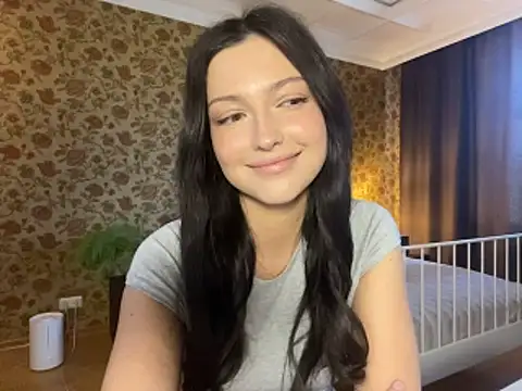 Snapshot of Miley_Shine chatting on April 11, 2026, 1:15 pm Miley Shine online show from April 11, 2026, 1:15 pm