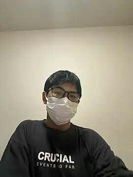 souitirou20 online show from April 9, 2026, 4:46 pm