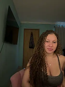 Snapshot of sophiiahot chatting on April 18, 2026, 12:29 pm sophiiahot online show from April 18, 2026, 12:29 pm