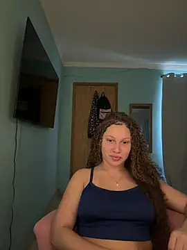 Snapshot of sophiiahot chatting on April 20, 2026, 4:30 pm sophiiahot online show from April 20, 2026, 4:30 pm