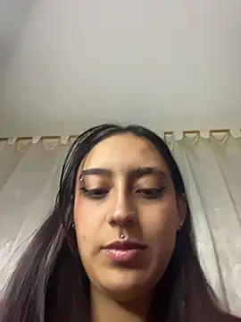 hotlatinocouple   online show from July 16, 2026, 8:33 am