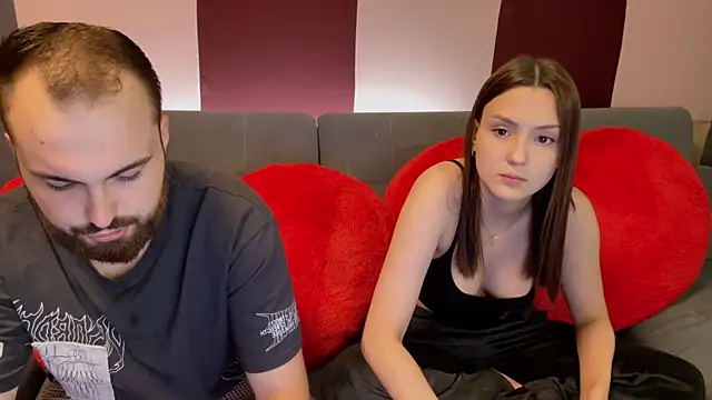 HotDuoPlay  online show from July 25, 2026, 9:43 pm