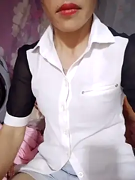 Snapshot of _Lyly_pussy_ chatting on April 9, 2026, 10:21 am Lyly pussy online show from April 9, 2026, 10:21 am