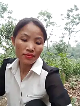 Snapshot of _Lyly_pussy_ chatting on April 12, 2026, 11:52 pm Lyly pussy online show from April 12, 2026, 11:52 pm