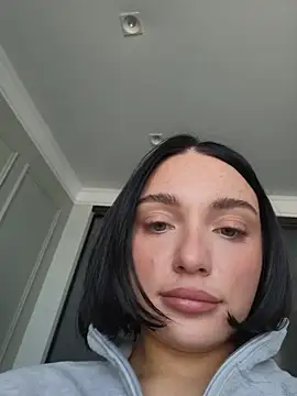 Snapshot of LucyHotty_ chatting on April 11, 2026, 9:46 am LucyHotty online show from April 11, 2026, 9:46 am