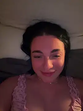 LucyHotty  online show from July 17, 2026, 6:49 pm