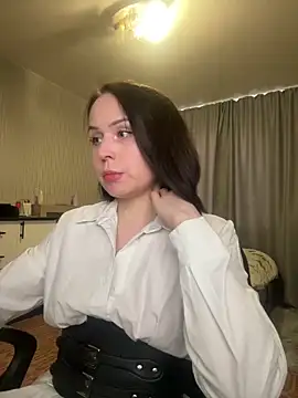 Snapshot of Hopefully_ chatting on May 2, 2026, 5:01 am Hopefully online show from May 2, 2026, 5:01 am