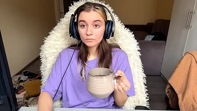 LueIvins online show from April 13, 2026, 8:29 am