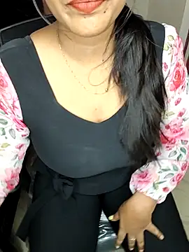 Tamilmoon006 online show from June 10, 2026, 4:57 am