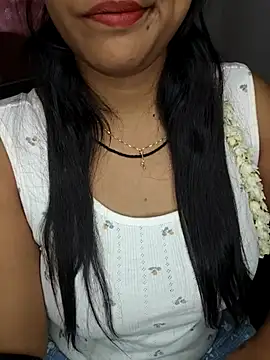 Tamilmoon006 online show from July 21, 2026, 5:09 am