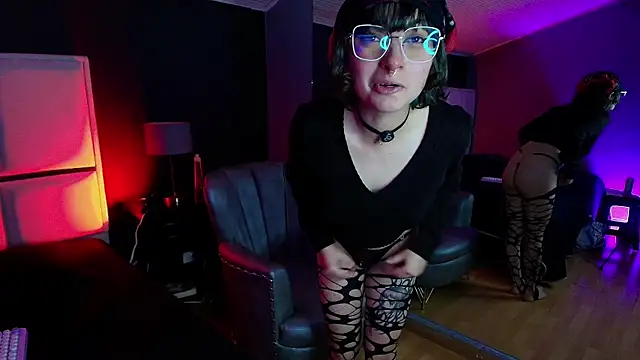 BadEmyXO online show from July 23, 2026, 4:21 am